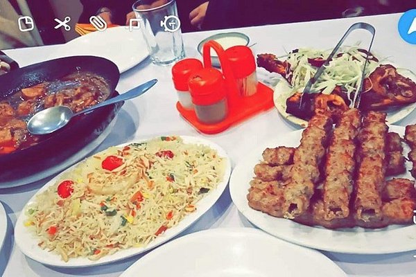 family restaurant in Multan