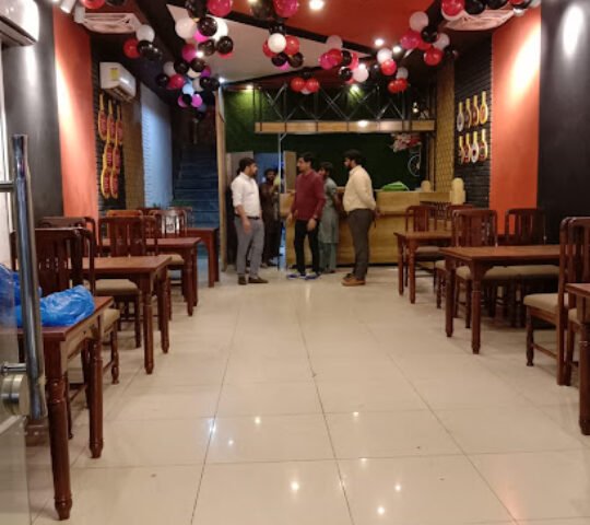 Madina Yakhni Pulao Gulgasht