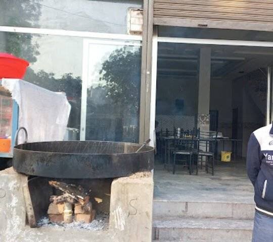 Peshawar TaroJaba Restaurant