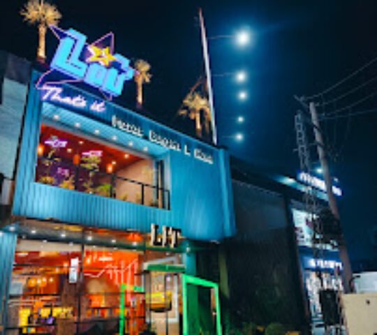 LIT Restaurant. LIT Restaurant.